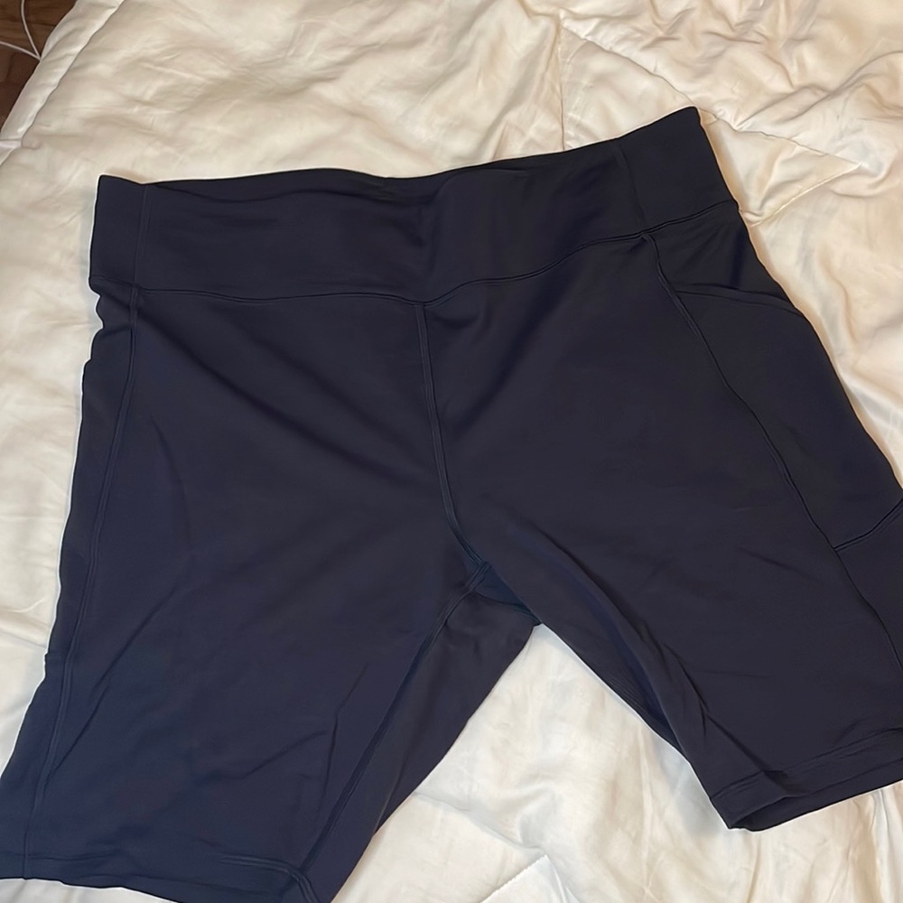 Lululemon invigorate high rise short